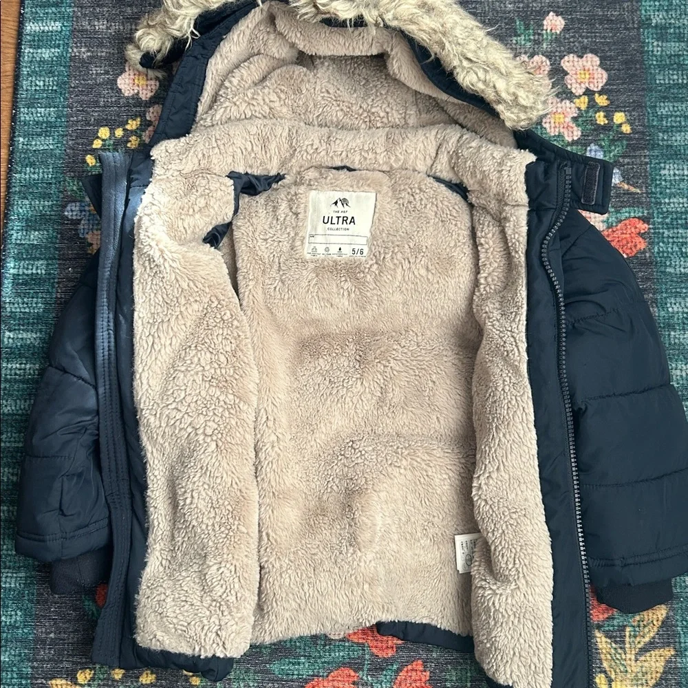 Abercrombie Ultra Collection Navy Blue Puffer Parka with Hood, Size 5/6